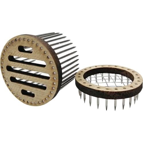 1-2Pcs Queen Bee Cage Stainless Steel Needle Type Wooden Bee Catcher Beekeeper Equipments Beekeeping Tools