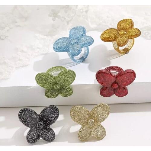 Vintage Cute Acrylic Butterfly Rings for Women Big Colorful Transparent Acrylic Resin Finger Rings Girls Party Jewelry Gifts