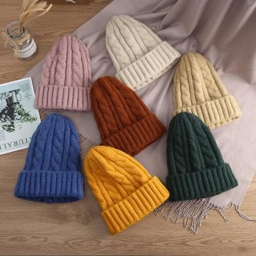 Women Beanies Girl Luxury winter hat Candy Colors Hats Thick Warm Bonnet Beanie Soft Knitted Beanies Cotton Twist Pattern Caps