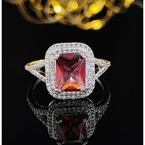2021 New Luxury Red Color Rectangle Engagement Ring for Women Anniversary Gift Jewelry Wholesale R6446