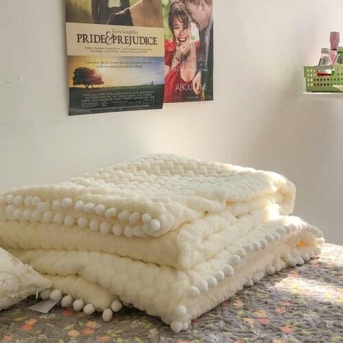Raschel Throw Blanket Korean Style Soft Sofa Decorative Textiles with Little Balls Home Decor Keep Warm Items 120x150cm