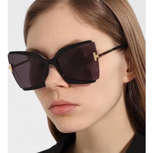 2021 New Square Sunglasses Fashion Luxury Brand Oversize Black Women Vintage Metal Big Frame Sun Glasses UV400