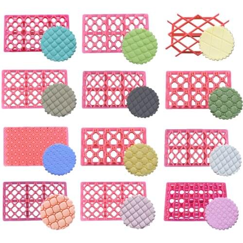 New Wedding Flower Heart-shaped Diamond Grain Flowers Printing Mould Chocolate Cookie Mould Kitchen Baking Cake Decoration Tools