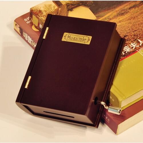 Hand-Rolled Paper Tape DIY Wooden Music Box Movement Crafts Men and Women Creative Valentines Day Birthday Gifts