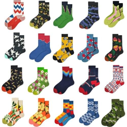 Popular Brand Cotton Cartoon Mens Socks Combed Cotton Fashion Cartoon Flower Womens Socks Novelty Funny Skateboard Socks