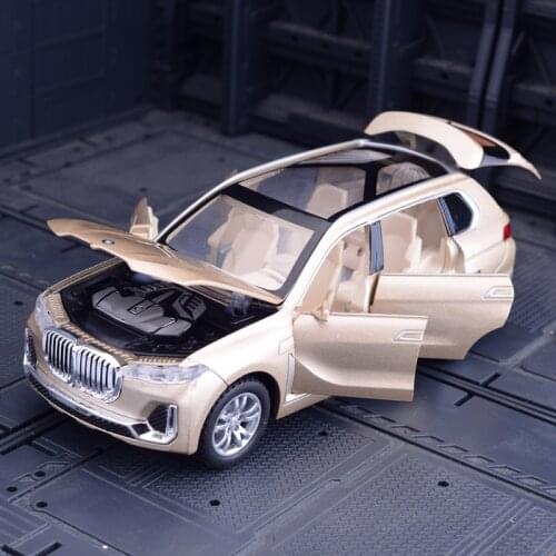 1:32 X7 Alloy Car Model Diecasts Toy Vehicles Simulation Light Sound Pull Back Childrens Toy Collectibles