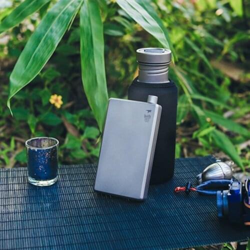 Keith Titanium Flagon Wine Pot Portable Outdoor Camping Hiking Climbing Pocket Whiskey Alcohol Flask Hip Flask 7oz/200ml