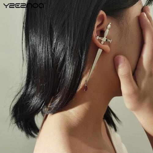 1/2PCS Hip-hop Earrings Female Dark Sword Cool Handsome Earrings 2020 New Trendy Net Red Cross Sword Earrings
