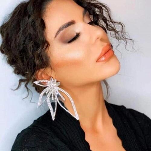 Fashion Metal Rhinestone Big Flower Earrings Female Popular Exaggerated Stud Earrings Party Accessories