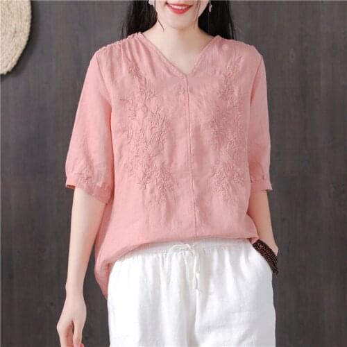 Femme Cotton Linen Embroidery Vintage Tee Shirt 4Xl New Summer Women Tshirt Plus Size Short Sleeve Loose V-Neck Tops