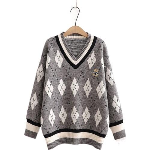 Harakuju Bear Embroidery Argyle Women Sweaters 2021 Winter Warm Knit Pullover Full Sleeve V-neck Korean Ladies Soft Top Knitwear