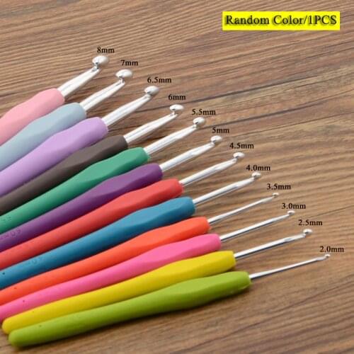 1pc Multicolor DIY Knitting Needle Soft Grip With Ergonomic Handle Crochet Hook Aluminum Head Weave Sewing Tools DIY Craft Tools