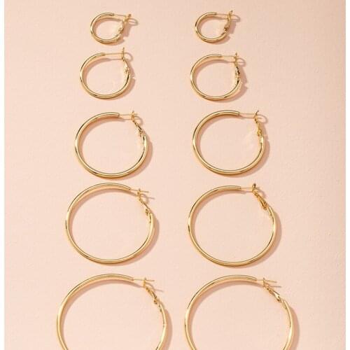 Punk Big Metal Circle Earrings for Women Fashion Simple Sexy Round Geometric Hoop Earrings Statement Earing Wedding Gift E757