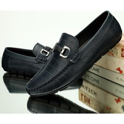 New Loafers Shoes Men Fashion Comfy Slip-on Mens Moccasins Male Footwear Brand Leather Men Casual Shoes Lightweight Soft Luxury