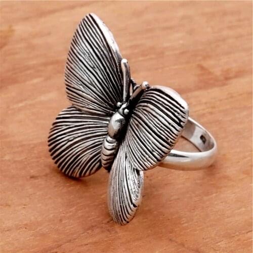 Fashion Women Ring Big Butterfly Design Animal Rings for Women Wedding Engagement Party Gift Jewelry Accessories