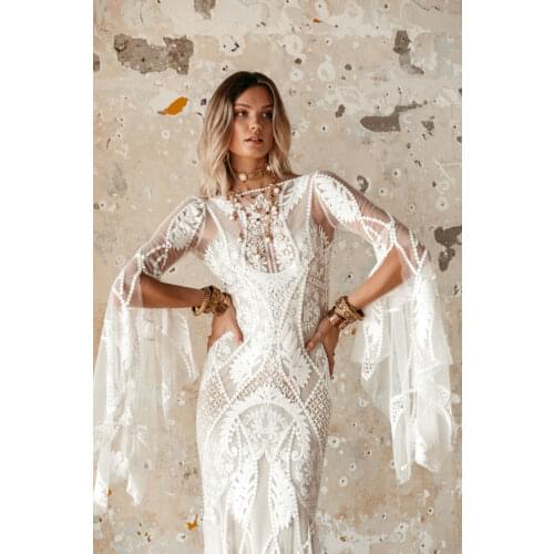 Bohemian 2021 Beach Wedding Dresses Bridal Gowns Bell Long Sleeve Lace Open Backless Boho robe de mariée