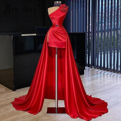 Red Crystals Mini Prom Dresses with Detachable Train High Neck Cocktail Dress Split Side Formal Party Women Celebrity Gowns