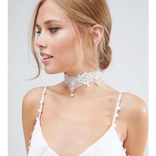 2016 Hot Black and White Pearl Pendant Lace Necklace Fashion Vintage Hollow Flower Pattern Collar Nacklace For Women