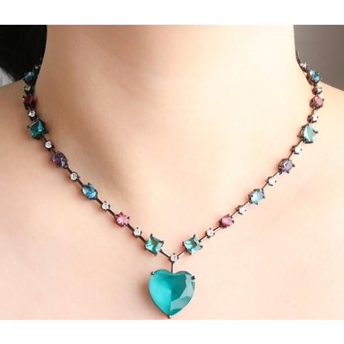 2021 New Copper Pendant Necklace Colorful Big Heart AAA Cubic Zirconia Black White fashion necklaces for women jewelry statement