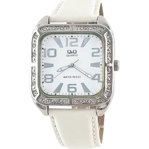 Q & Q by Citizen woman with zircon Japan Moviment