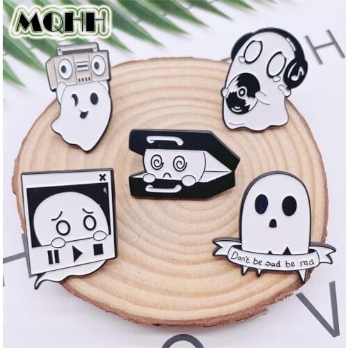 Creative Punk White Ghost Skeleton Enamel Pin Headphones Listening to Music CD Player Alloy Brooch Badge Fun Accessories Jewelry