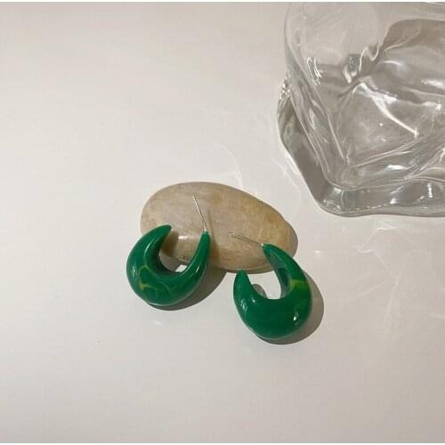 2021 New Korean Fashion Vintage Green Resin Hoop Earrings for Women Jewelry Contracted C-shaped Earrings