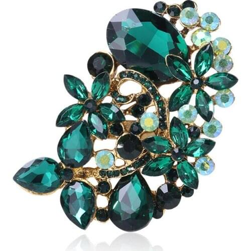 The European and American fashion temperament of hollow out crystal glass series brooch brooches joker clothes pin spot