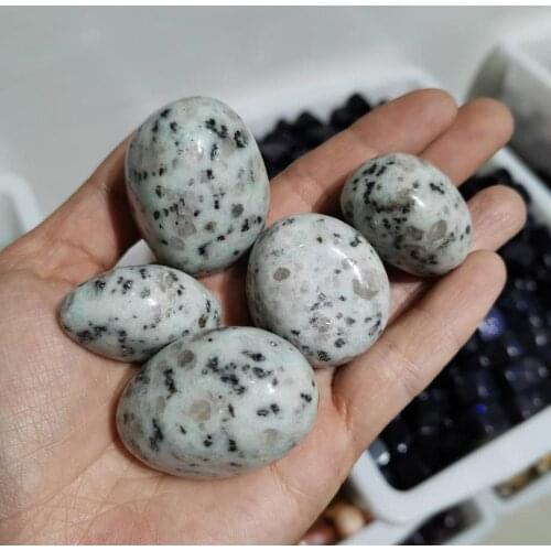 Natural Kiwi jasper Tumbled Stone Polished Rock crystal palme stone