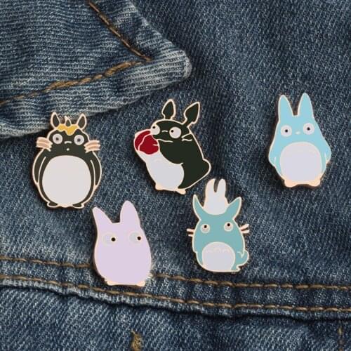 Anime Brooches Funny Japanese Cartoon Cat Badge Pins Jewelry Enamel Pin Girl Jackets Collar Bag Cute Button Icon Gift for Friend