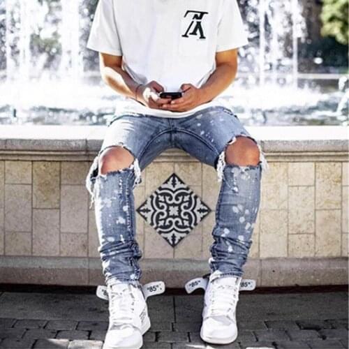 Men Street Outfit Distressed Snow Wash Paint Dot Design Pencil Jeans Men New Fashion Slim Jean Knee Holes Hip Hop Denim Trousers