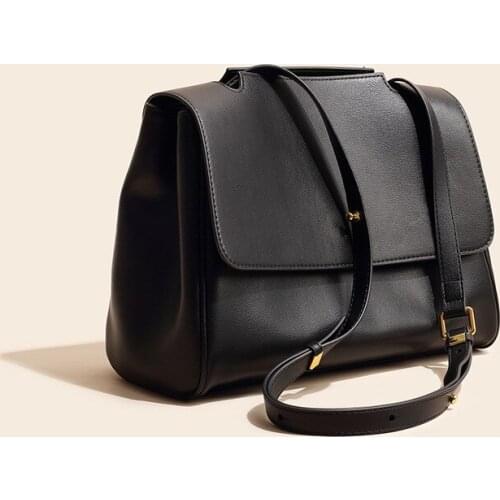 South Korean version of fashion one-shoulder cross-body bag 2021 autumn/winter new female bag with large capacity bucket bag fas