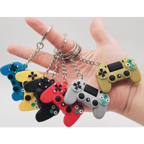 2021New creative personality simulation game keychain ring pendant men and women couple key chain bag pendant wholesale
