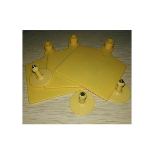 RFID7688 UHF long distance animal cow ear tag 915MHZ UHF ISO18000-6C cattle ears tags RFID remote animal identification label