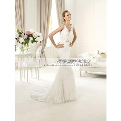 Free shipping Hot-selling 2016 quality slim car lace decoration fish tail wedding dress V-neck fashion popular wedding dress