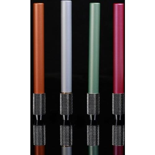 Exquisite metal rod pencil extension sketch color pencil lengthening device pencil case extension rod Color random