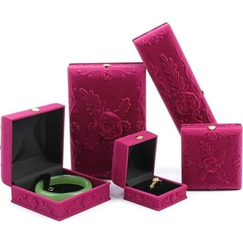 1Piece Rose Red Embossed Rose Flower Black Inisde Jewelry Storage Box Ring Bracelet Necklace Pendant Packaging Gift Box