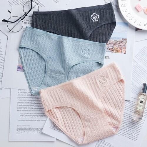 IZICFLY New Japanese girls Brief Breathable Underwear Plus Size Panties Cotton Female Low Rise Panty-Random Color-3 Pcs
