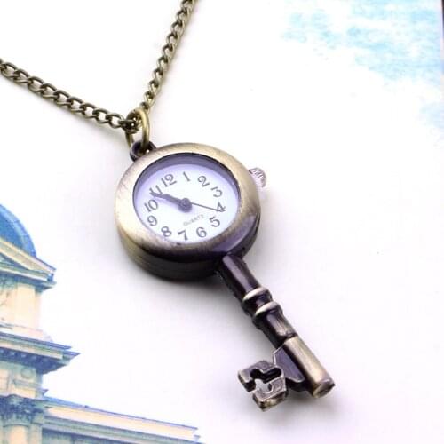 Creative Key/Lock Shape Little Size Quartz Pocket Watch Exquisite Pendant Necklace Watch Bronze Chain