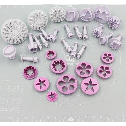 Kitchen 33 Piece Set Fondant Cake Mold Baking Tools Cartoon Steamed Bun Mould 10 Shapes Diy Biscuit Embossing Cute