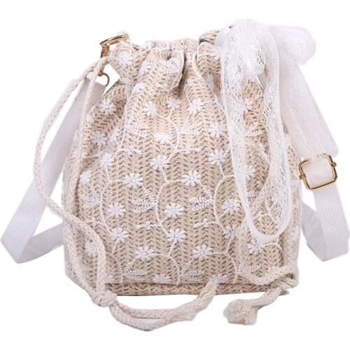 2020 New Fashion Straw Weave Drawstring Crossbody Bag Mini Bucket Handbag Fresh Lace Flower Shoulder Bag