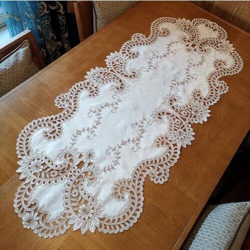 Luxury European Embroidered Floral Oval Tablecloth Crochet Table Dinning Table Cover Fabric Living Room Table Mat Lace Modern