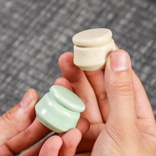 New hot selling small animals 3cm*2.5cm pocket edition urn pet porcelain altar cremation ash storage souvenirs moisture-proof