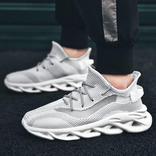 Brand Sneakers For Sports Breathable Men Running Shoes New Autumn Twist Bottom Shoelace Reflective Athletic Shoes Men Trainers