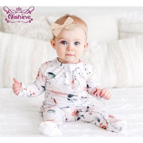 9.5*6.5 CM Lovely Handmade Bowknot Elastic Hairband Infant Solid Color Bows Traceless Nylon Headband Baby Headwear Holiday Gifts