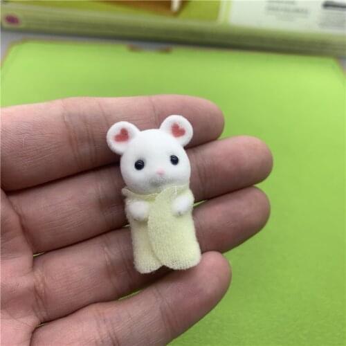 Geniune Sylvanian Doll Families Dollhouse Animal Figures furniture set clothes house food without package