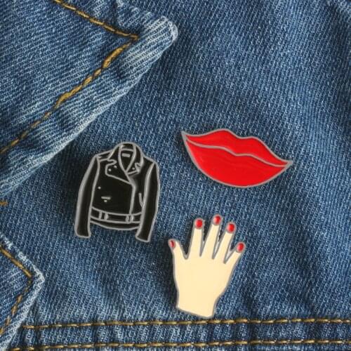 Fashion Personality Creative Brooch Lips Hand Black Denim Coat Button Badge Brooches For Women Accessories Enamel Pins Jewelry