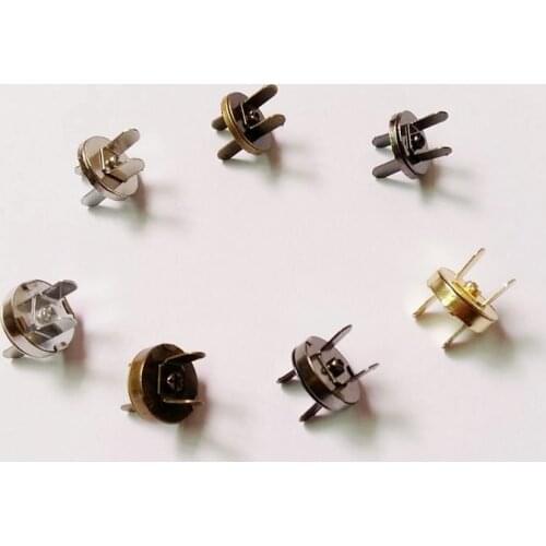 SRYYHMD Leather Buttons