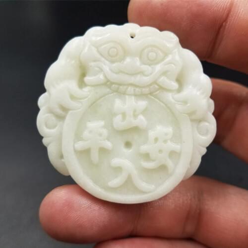 Natural jade a product Lantian jade Lion Head Pendant