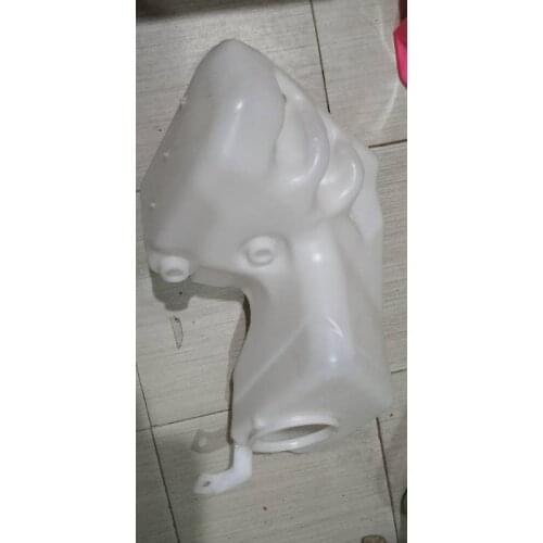 Wiper spray bottle Suitable for W220mer ced es-be nzS280 S300 S320 S350 Windshield spray bottle Water bottle Liquid storage tank