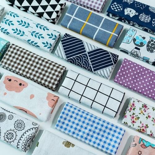 Cotton Linen Printed Fabric Skin-friendly Dirt-resistant Drape Breathable Skin-friendly Comfortable Wear-resistant Dining Table